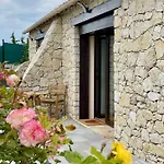 Escondida Bed & Breakfast