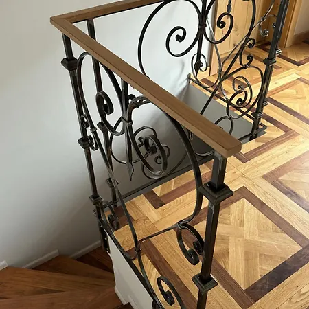 Escondida Panzió Nizza