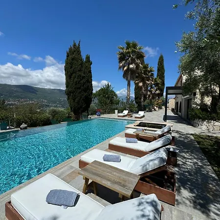 Escondida Bed & Breakfast 4*
