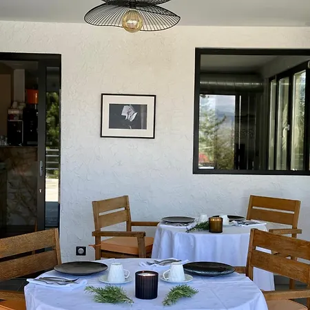 Escondida Couette-café Nice
